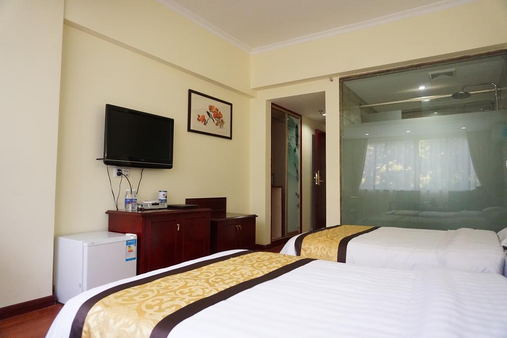 Guangdong Oversea Chinese Hotel Гуанчжоу Номер фото