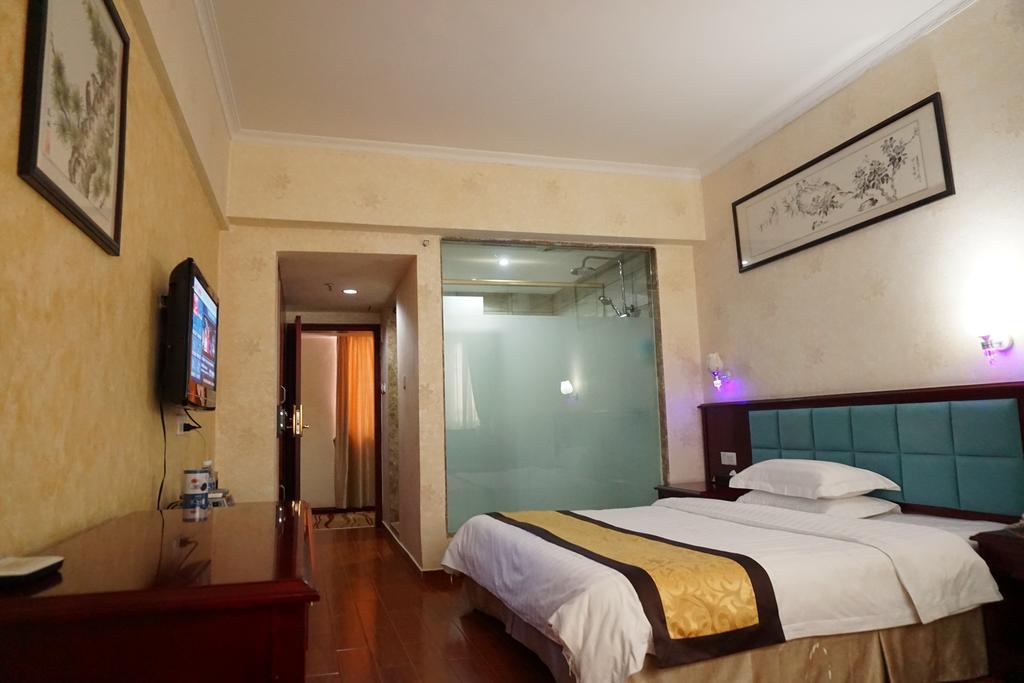 Guangdong Oversea Chinese Hotel Гуанчжоу Номер фото