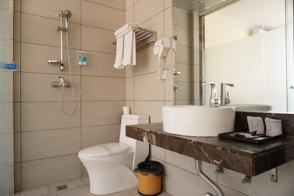 Guangdong Oversea Chinese Hotel Гуанчжоу Номер фото